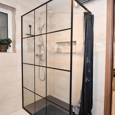 Ramla Valley Vista In With Private Pool *