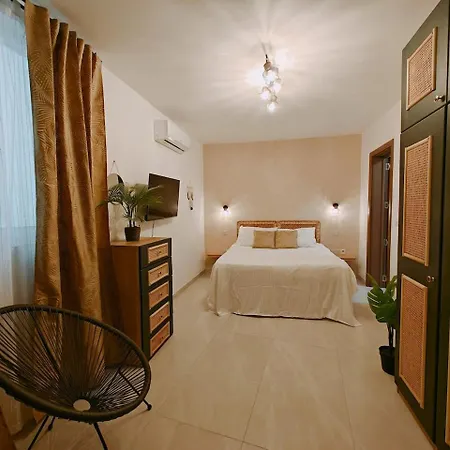 Ramla Valley Vista In With Private Pool Appartamento *