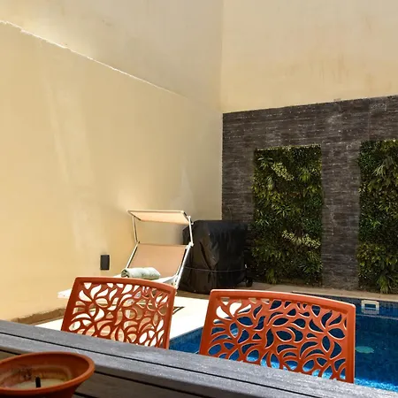 Ramla Valley Vista In With Private Pool アパート