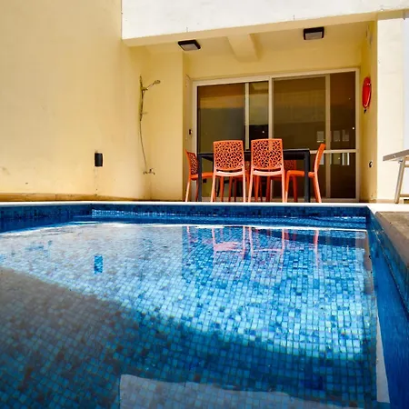 アパート Ramla Valley Vista In With Private Pool