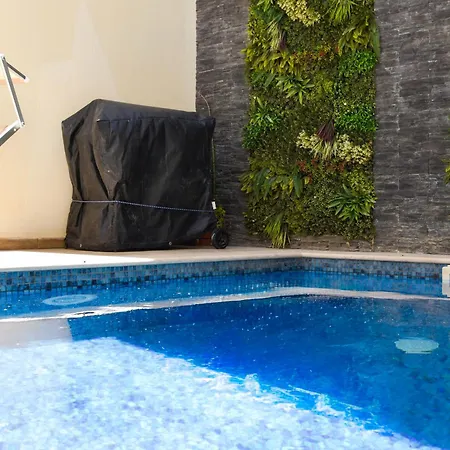 Ramla Valley Vista In With Private Pool Appartamento *