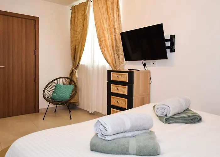 Ramla Valley Vista In With Private Pool Apartament *